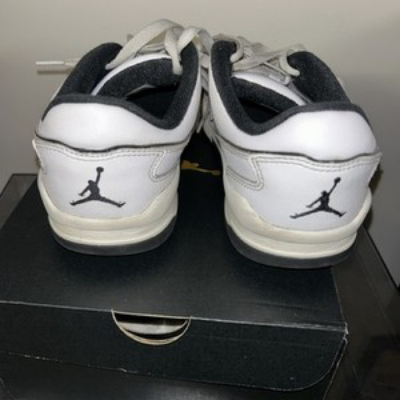 Size 7- Air Jordan Flight Court White Black W/ Box